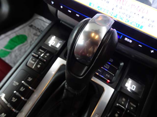 ポルシェ マカン ターボ ＰＤＫ ４ＷＤ H28年 (東海) 99