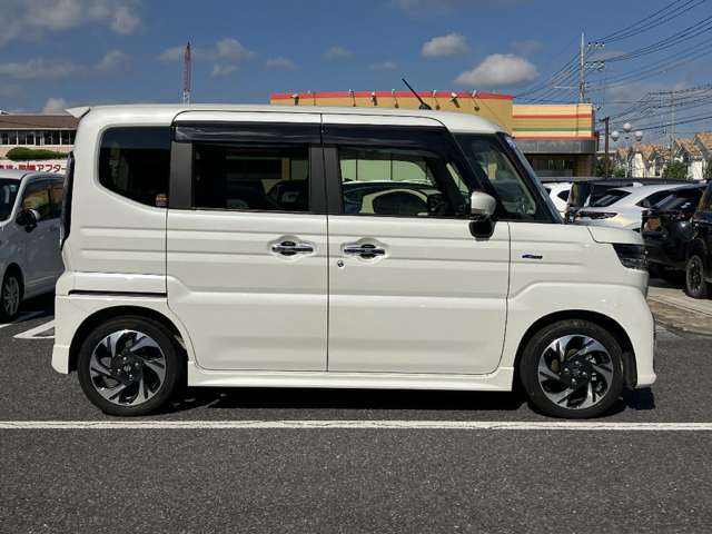 スズキ スペーシア　ギア ６６０ カスタム ハイブリッド ＸＳターボ ４ＷＤ R7年 () 99