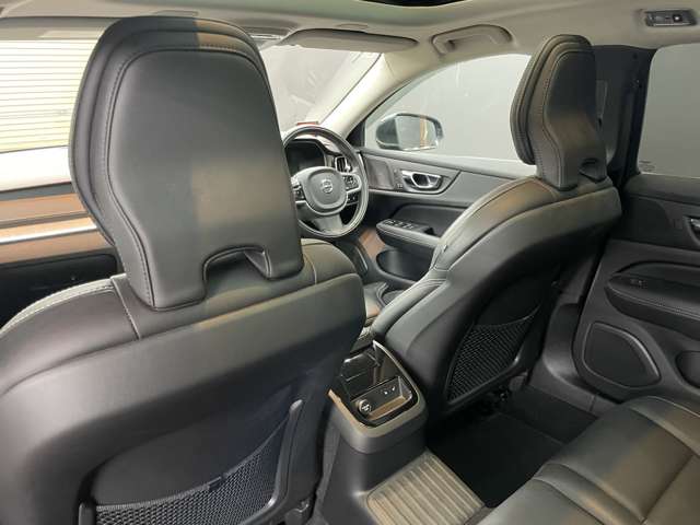 ボルボ Ｖ６０ Ｔ８ ツインエンジン ＡＷＤ インスクリプション ４ＷＤ R2年 (関東) 99