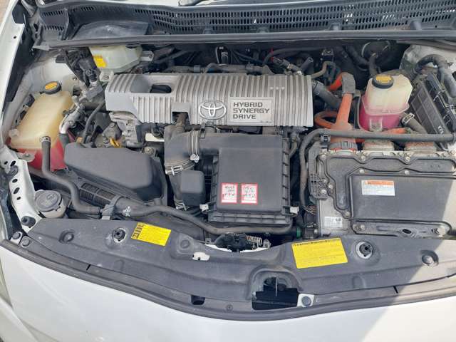 トヨタ プリウス １．８ Ｇ H25年 (近畿) 99
