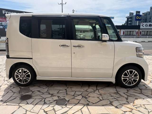 ホンダ Ｎ　ＢＯＸ ６６０ カスタムＧ ＳＳパッケージ H28年 (近畿) 99
