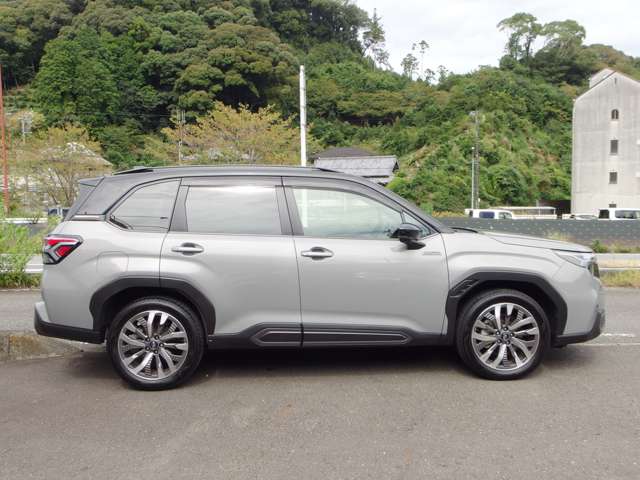 スバル フォレスター　ハイブリッド ２．５ プレミアム Ｓ：ＨＥＶ ＥＸ ４ＷＤ R7年 (東海) 99