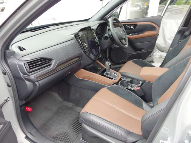 スバル フォレスター　ハイブリッド ２．５ プレミアム Ｓ：ＨＥＶ ＥＸ ４ＷＤ R7年 (東海) 99