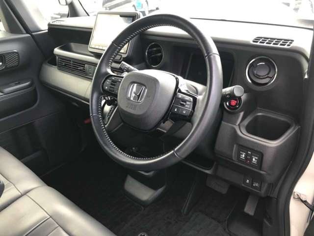 ホンダ Ｎ　ＢＯＸ カスタム ６６０ ターボ コーディネートスタイル モノトーン R5年 (東海) 99
