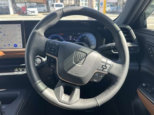 トヨタ クラウン　クロスオーバー　ハイブリッド ２．４ ＲＳ Ｅ－ＦＯＵＲ ＡＤＶＡＮＣＥＤ ４ＷＤ R6年 (東海) 99