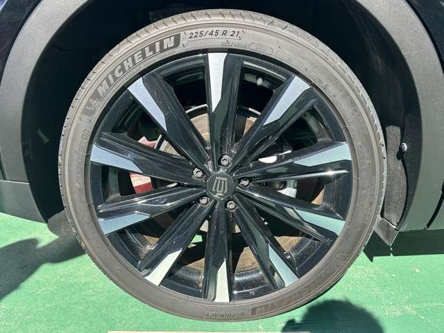 トヨタ クラウン　クロスオーバー　ハイブリッド ２．４ ＲＳ Ｅ－ＦＯＵＲ ＡＤＶＡＮＣＥＤ ４ＷＤ R6年 (東海) 99