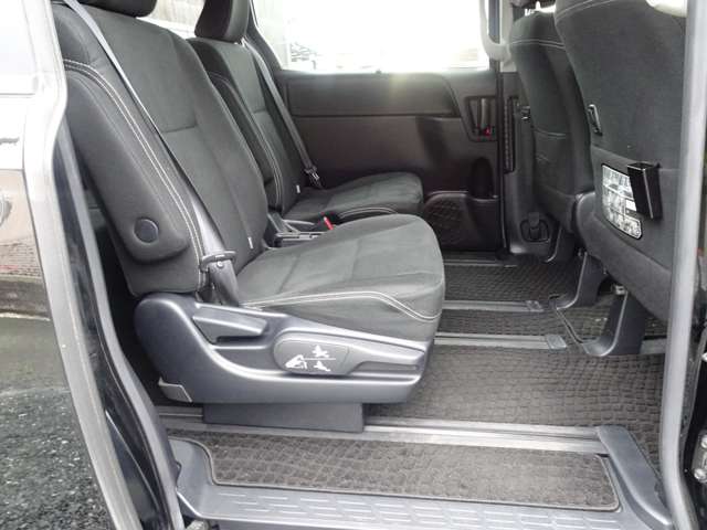トヨタ エスクァイア ２．０ ＸＩ H28年 (東海) 99