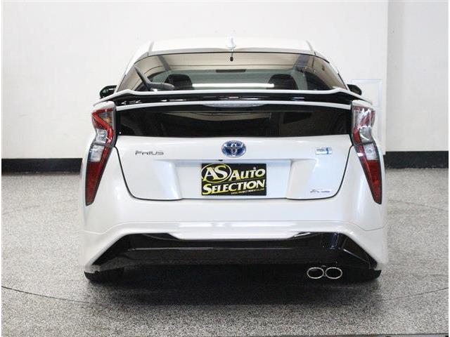 トヨタ プリウス １．８ Ｓ ツーリングセレクション Ｅ－ＦＯＵＲ ４ＷＤ H28年 (北海道) 99