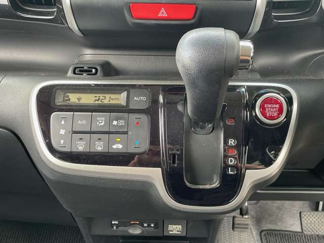 ホンダ Ｎ　ＢＯＸ ６６０ カスタムＧ Ｌパッケージ H28年 (九州・沖縄) 99