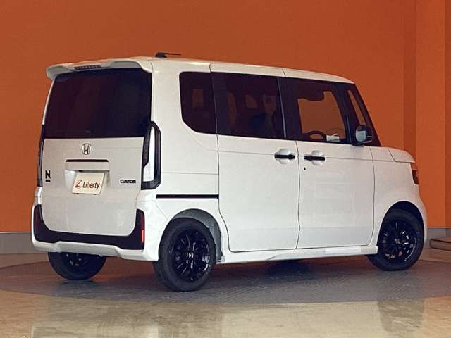 ホンダ Ｎ　ＢＯＸ カスタム ６６０ ブラック スタイル R8年 (近畿) 99