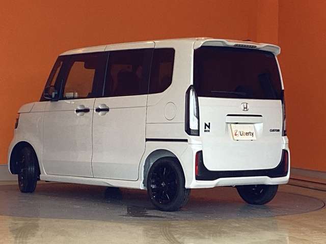 ホンダ Ｎ　ＢＯＸ カスタム ６６０ ブラック スタイル R8年 (近畿) 99