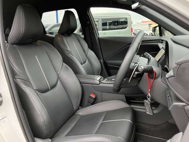 レクサス ＬＢＸ リラックス Ｅ－ＦＯＵＲ ４ＷＤ R7年 () 99