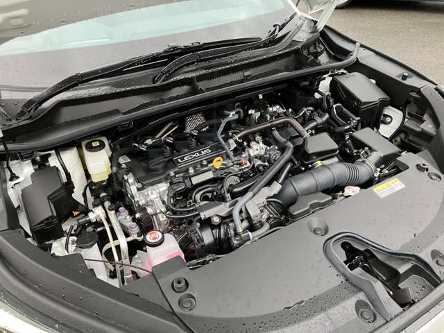 レクサス ＬＢＸ リラックス Ｅ－ＦＯＵＲ ４ＷＤ R7年 () 99