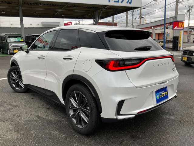 レクサス ＬＢＸ リラックス Ｅ－ＦＯＵＲ ４ＷＤ R7年 () 99