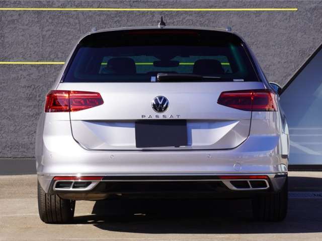フォルクスワーゲン パサートヴァリアント ＴＤＩ Ｒライン ディーゼルターボ R3年 (東北) 99