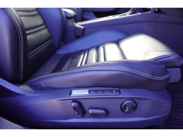 フォルクスワーゲン パサートヴァリアント ＴＤＩ Ｒライン ディーゼルターボ R3年 (東北) 99