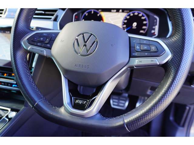フォルクスワーゲン パサートヴァリアント ＴＤＩ Ｒライン ディーゼルターボ R3年 (東北) 99