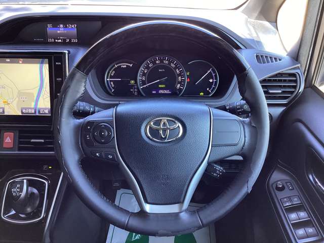 トヨタ エスクァイア　ハイブリッド １．８ ハイブリッド ＧＩ H28年 (東北) 99