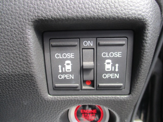 ホンダ Ｎ　ＢＯＸ カスタム ６６０ Ｌ ターボ R4年 (関東) 99