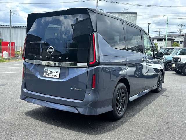 日産 セレナ １．４ Ｅ－ＰＯＷＥＲ ハイウェイスターＶ ＮＩＳＳＡＮＣＯＮＮＥＣＴインフォテインメントシステム装着車 R8年 (関東) 99