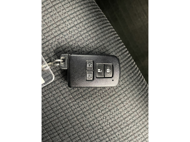 トヨタ シエンタ １．５ Ｇ R1年 () 99
