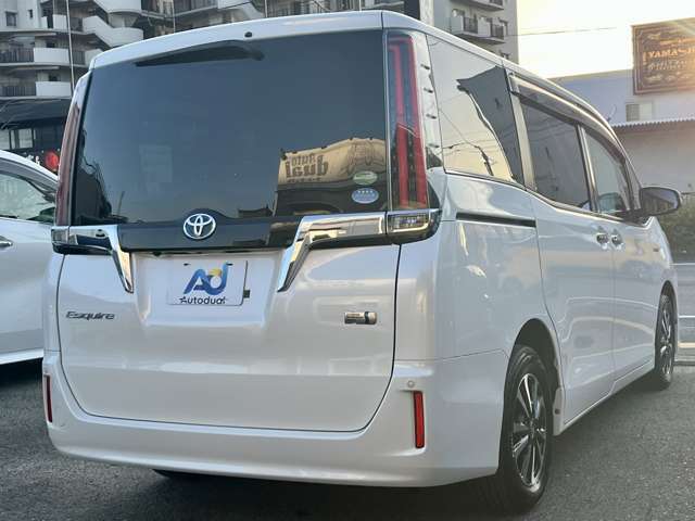 トヨタ エスクァイア　ハイブリッド １．８ ハイブリッド ＧＩ H29年 (近畿) 99