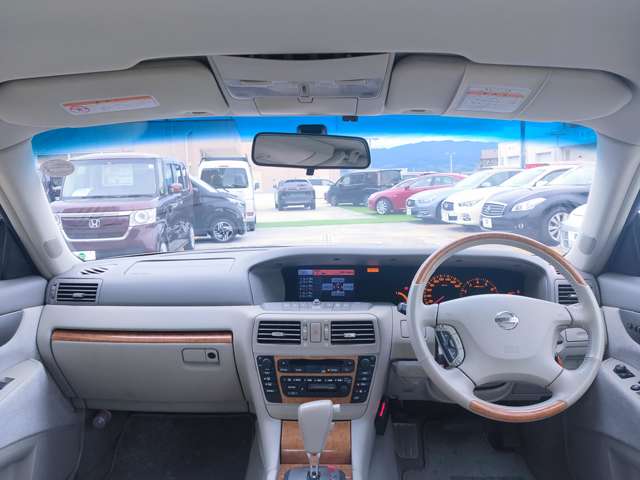 日産 セドリック ３．０ ３００ＬＶ H14年 (近畿) 99