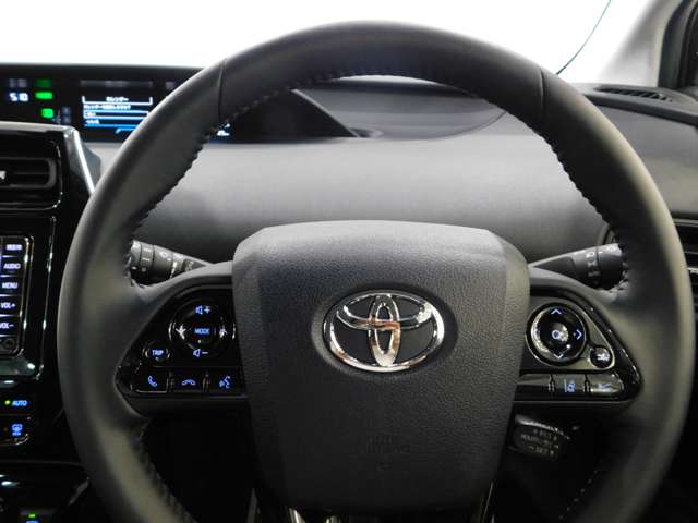 トヨタ プリウス １．８ Ｓ R1年 () 99
