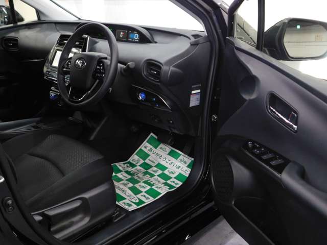 トヨタ プリウス １．８ Ｓ R1年 () 99