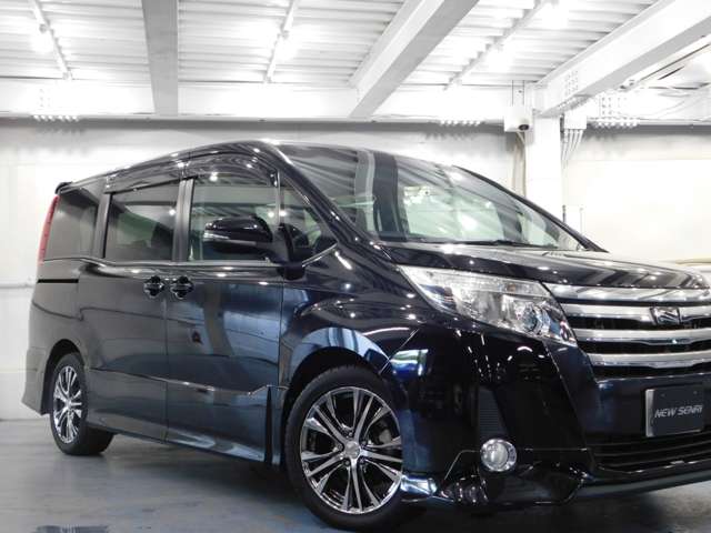 トヨタ ノア ２．０ ＳＩ H26年 () 99