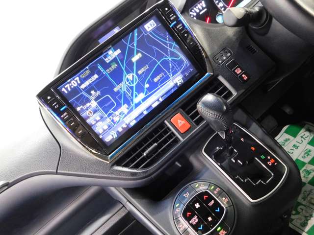 トヨタ ノア ２．０ ＳＩ H26年 () 99