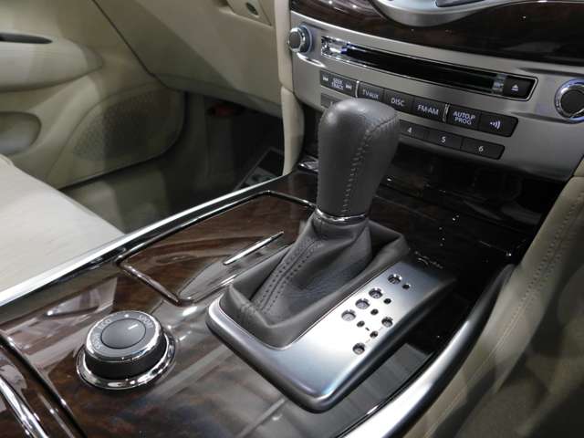 日産 フーガ ２．５ ２５０ＧＴ H24年 () 99