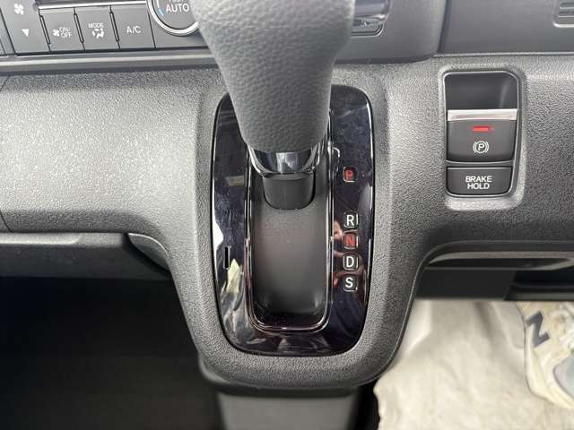 ホンダ Ｎ　ＢＯＸ カスタム ６６０ R8年 (近畿) 99