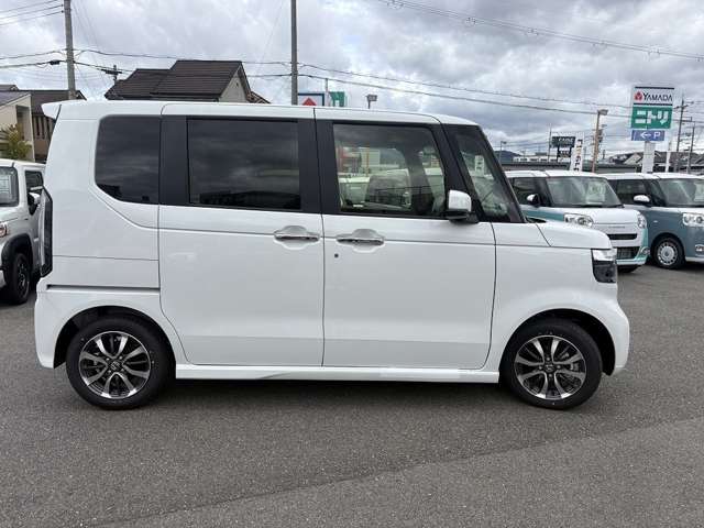 ホンダ Ｎ　ＢＯＸ カスタム ６６０ R8年 (近畿) 99