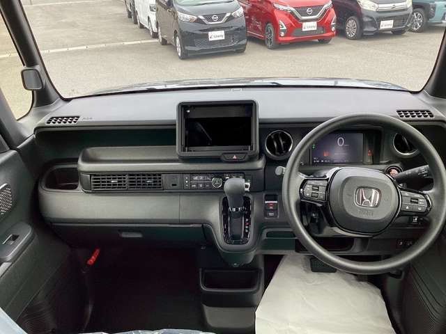 ホンダ Ｎ　ＢＯＸ カスタム ６６０ R8年 (近畿) 99