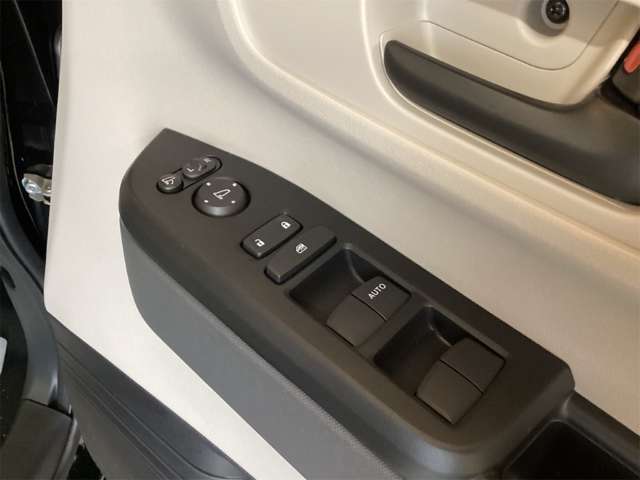 ホンダ Ｎ　ＢＯＸ ６６０ R8年 (近畿) 99