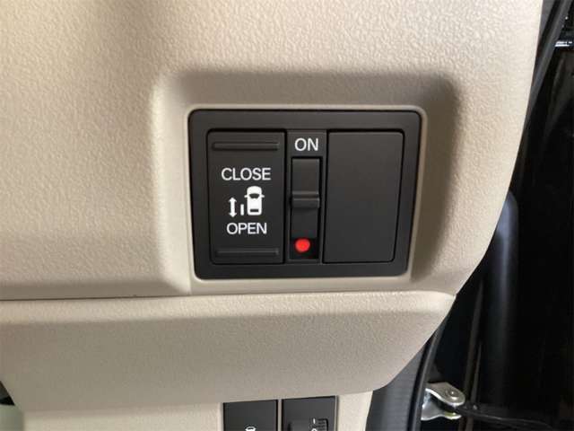 ホンダ Ｎ　ＢＯＸ ６６０ R8年 (近畿) 99