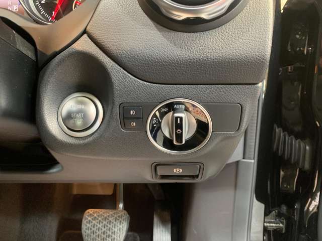 メルセデスベンツ ＧＬＡクラス ＧＬＡ１８０ H30年 () 99