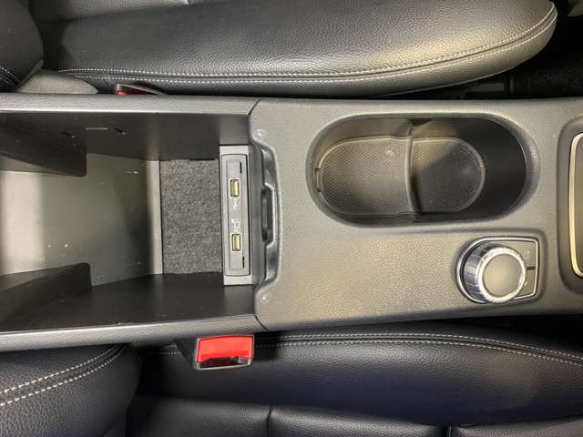 メルセデスベンツ ＧＬＡクラス ＧＬＡ１８０ H30年 () 99