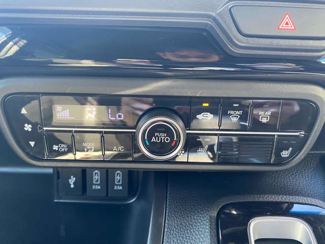 ホンダ Ｎ　ＢＯＸ カスタム ６６０ Ｌ R4年 (中国) 99