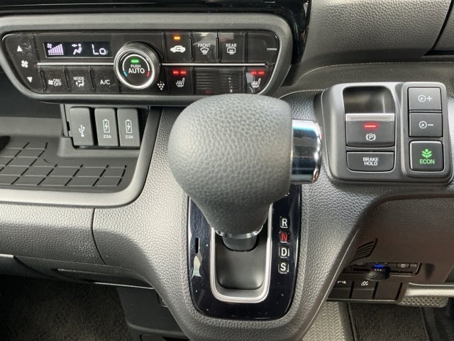 ホンダ Ｎ　ＢＯＸ カスタム ６６０ Ｌ R4年 (近畿) 99