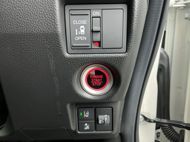 ホンダ Ｎ　ＢＯＸ カスタム ６６０ Ｌ R4年 (近畿) 99