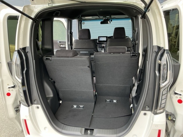 ホンダ Ｎ　ＢＯＸ カスタム ６６０ Ｌ R4年 (近畿) 99