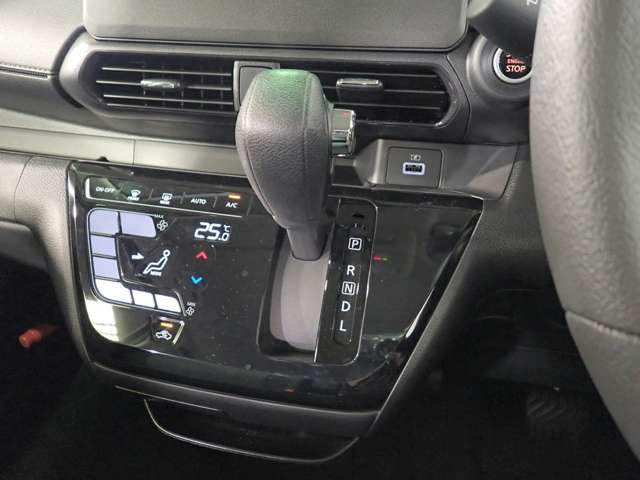 日産 デイズ ６６０ ハイウェイスターＸ R8年 () 99