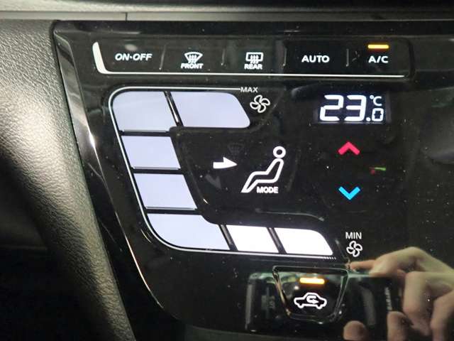 日産 デイズ ６６０ ハイウェイスターＸ R8年 () 99