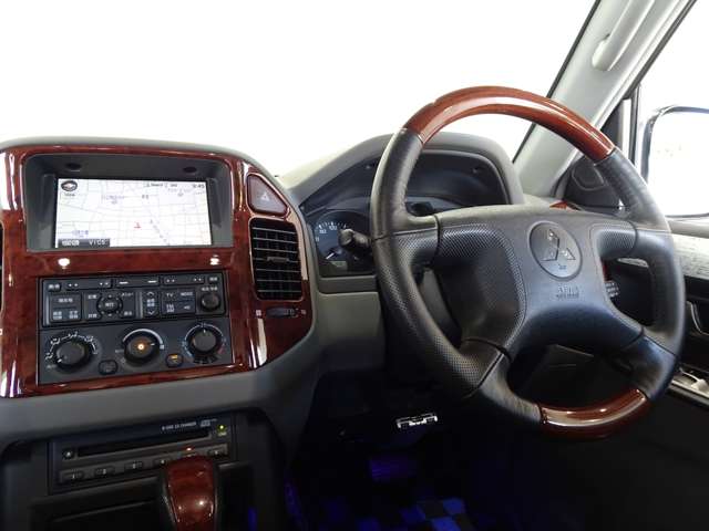 三菱 パジェロ ３．５ ロング スーパーエクシード ４ＷＤ H15年 () 99