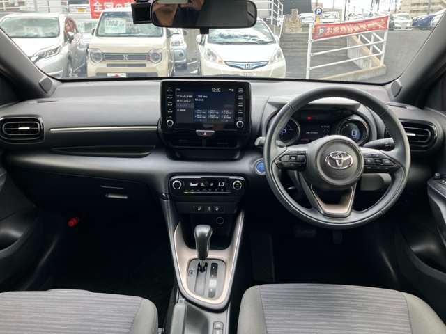 トヨタ ヤリス １．５ ハイブリッド Ｚ R2年 (関東) 99
