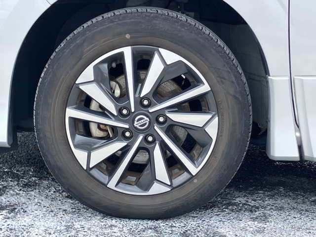 日産 セレナ １．２ Ｅ－ＰＯＷＥＲ ハイウェイスター Ｖ R1年 (関東) 99