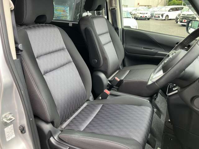 日産 セレナ １．２ Ｅ－ＰＯＷＥＲ ハイウェイスター Ｖ R1年 (関東) 99