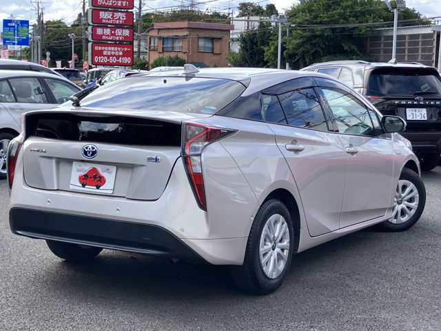 トヨタ プリウス １．８ Ａ H28年 (関東) 99